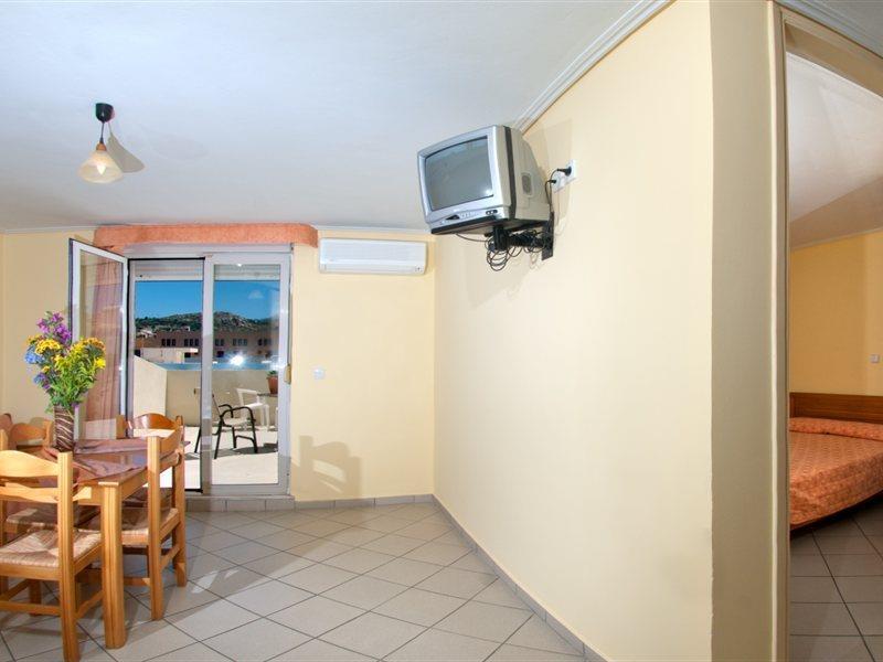 Kleoniki Mare Aparthotel Rethymno  Exterior photo